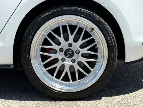 Used 2016 Volkswagen GTI SE w/ Lighting Package (SEL) image 27