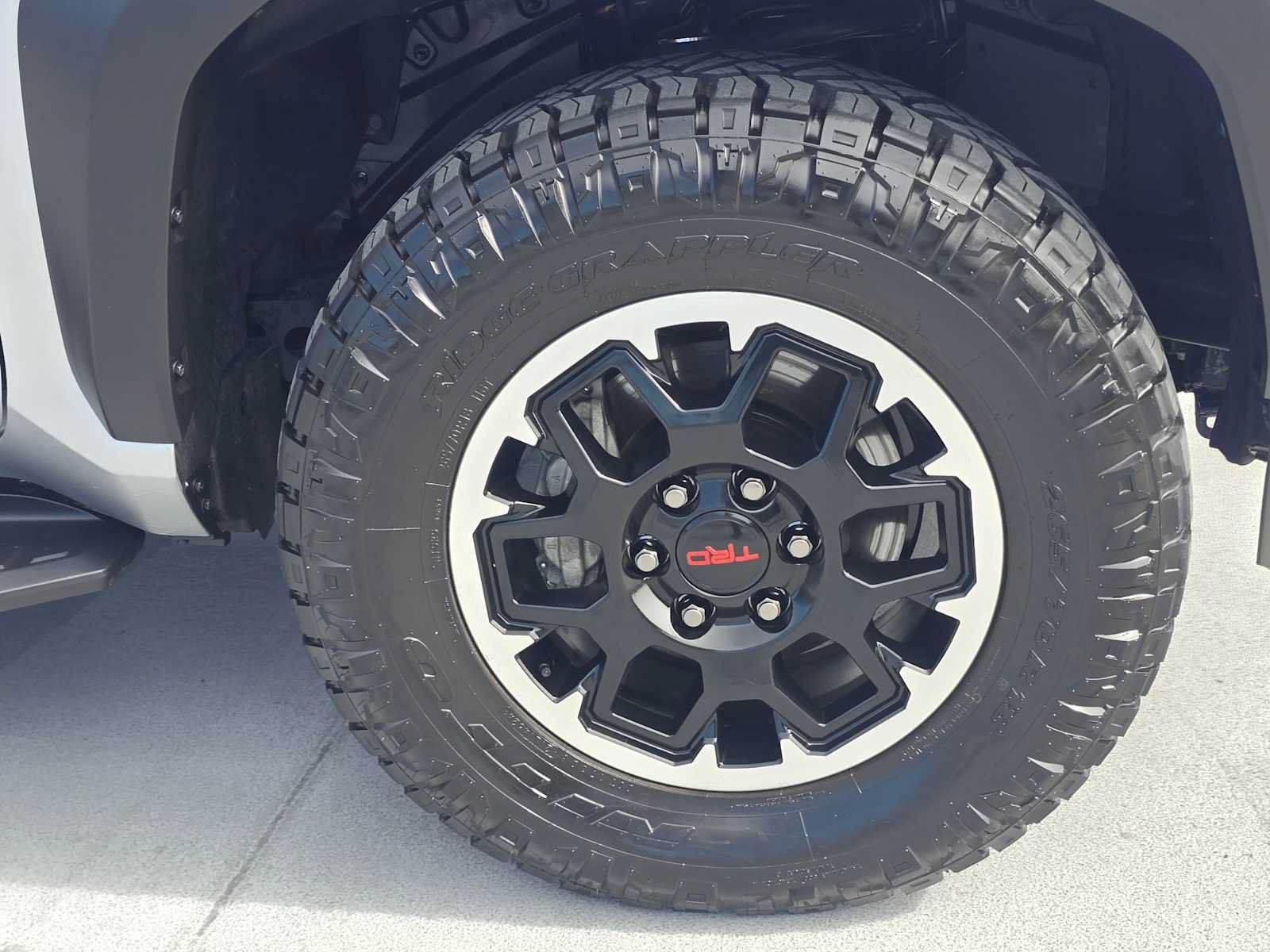 Certified 2025 Toyota 4Runner TRD Off-Road Premium AWD/4WD image 9