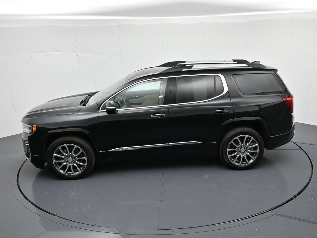 Used 2023 GMC Acadia Denali w/ Denali Ultimate Package AWD/4WD image 19