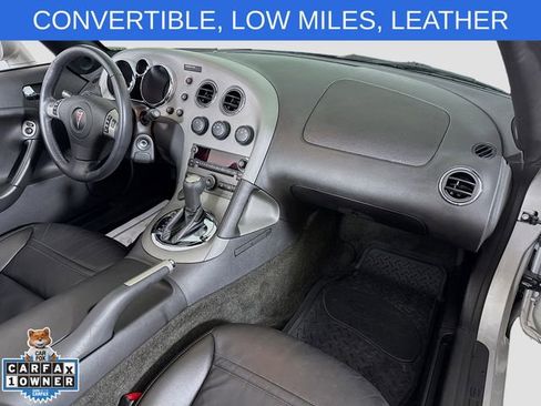 Used 2009 Pontiac Solstice Convertible w/ Premium Package RWD image 21