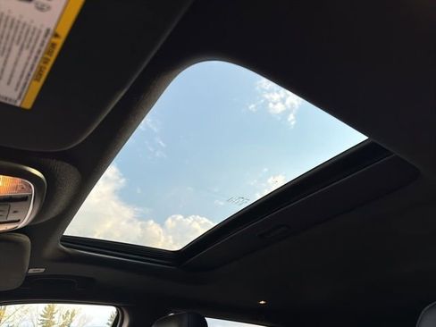 Used 2020 Jeep Grand Cherokee Limited AWD/4WD image 7