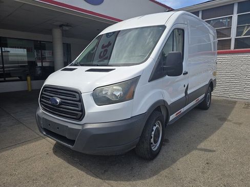 Used 2015 Ford Transit 250 130 Medium Roof RWD image 2