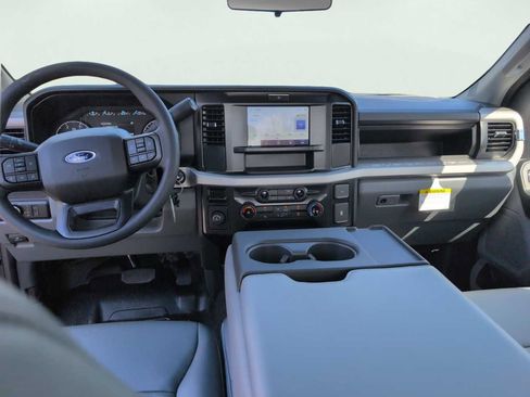 New 2026 Ford F250 XL image 5
