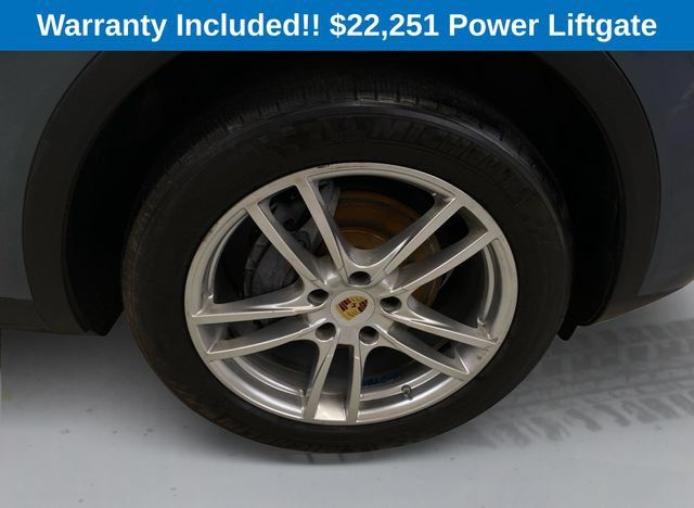 Used 2019 Porsche Cayenne AWD/4WD image 17