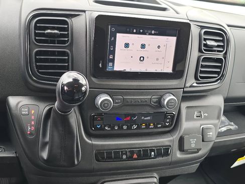 New 2025 RAM ProMaster 3500 w/ Convenience Group image 9