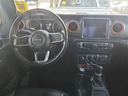 Used 2021 Jeep Gladiator Mojave AWD/4WD image 4