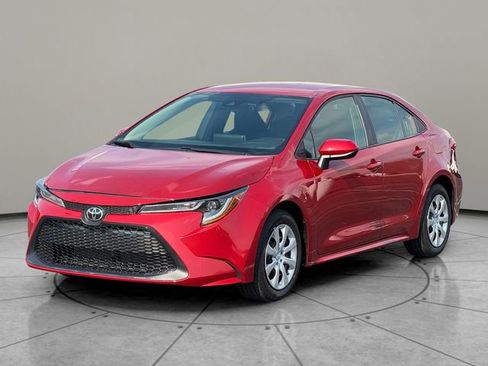 Certified 2020 Toyota Corolla LE image 2