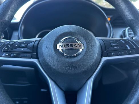 Used 2020 Nissan Kicks SV image 24