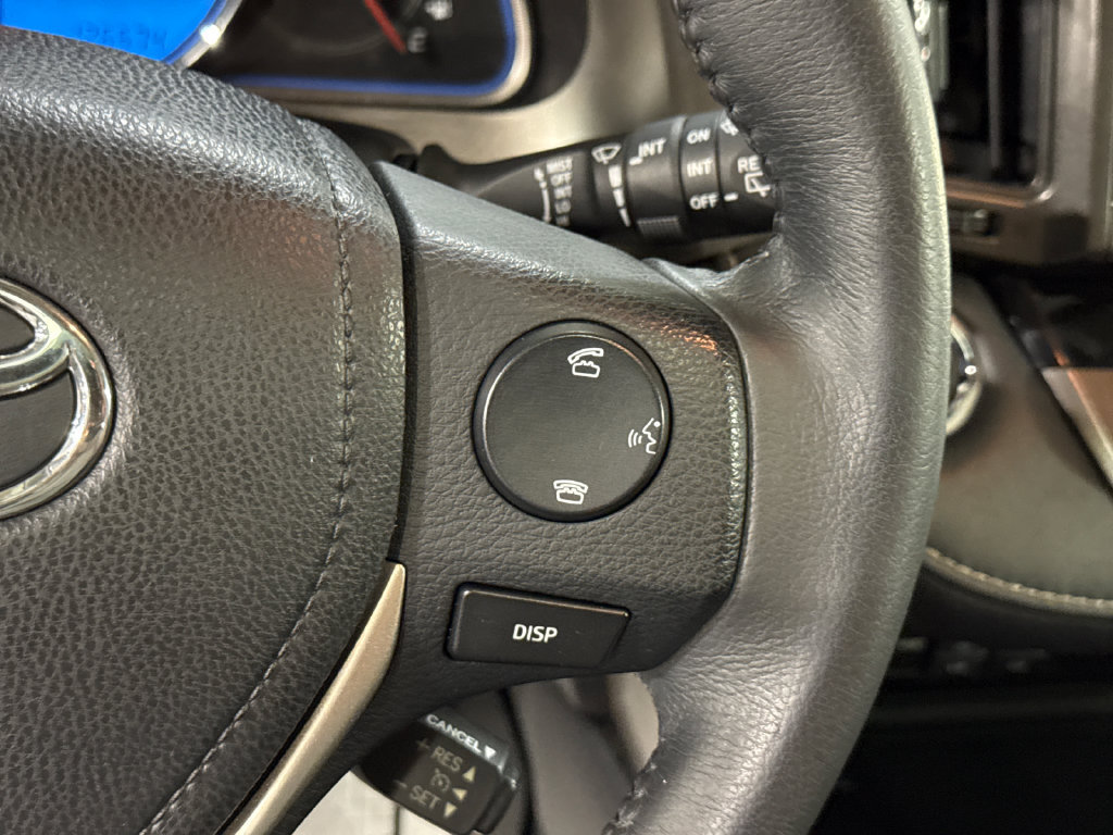 Used 2015 Toyota RAV4 Limited AWD/4WD image 13