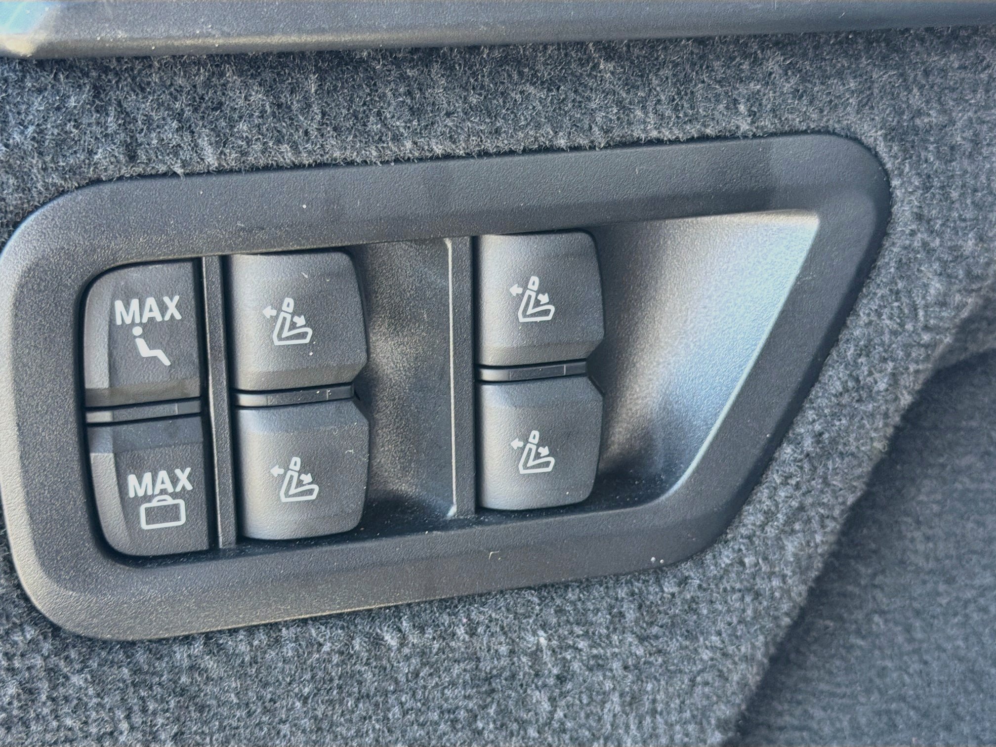 Used 2024 BMW ALPINA XB7 AWD/4WD image 13