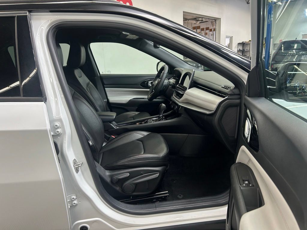 Used 2024 Jeep Compass Limited AWD/4WD image 14