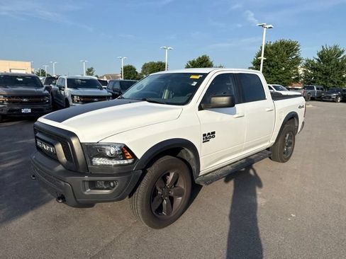 Used 2019 RAM 1500 Warlock AWD/4WD image 3