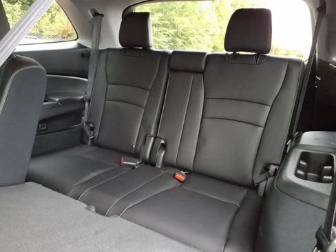 Certified 2022 Honda Pilot Special Edition image 10