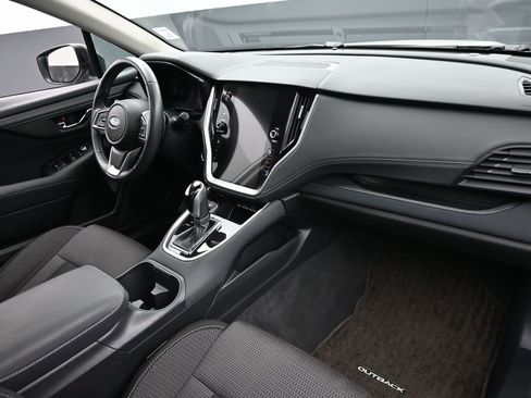 Used 2024 Subaru Outback Premium image 28