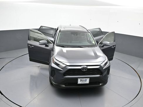 Used 2025 Toyota RAV4 XLE w/ Convenience Package AWD/4WD image 47