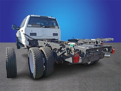 New 2024 Ford F450 XL image 3