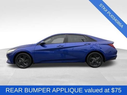 Used 2023 Hyundai Elantra Blue image 4