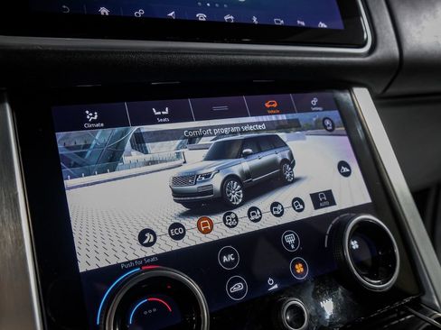 Used 2019 Land Rover Range Rover Supercharged image 25