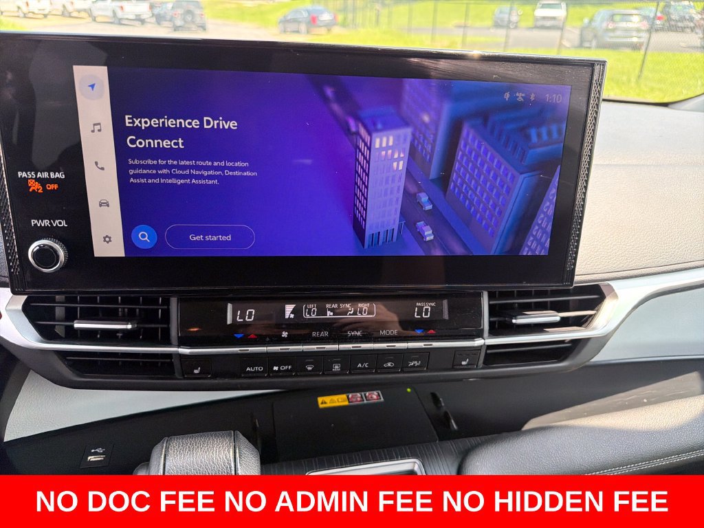 Used 2025 Toyota Sienna XLE FWD image 19