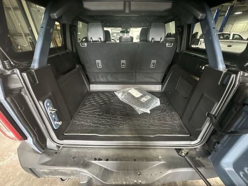 Used 2024 Ford Bronco Wildtrak AWD/4WD image 25