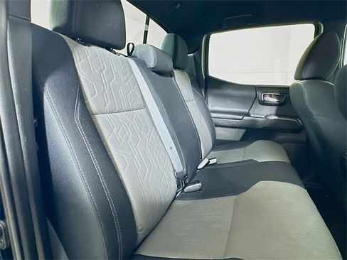 Used 2023 Toyota Tacoma TRD Off-Road image 25