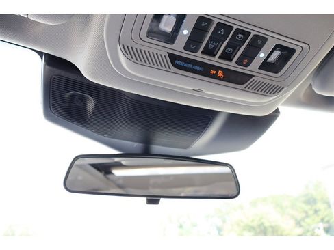Used 2022 Ford Explorer XLT w/ Equipment Group 202A RWD image 42