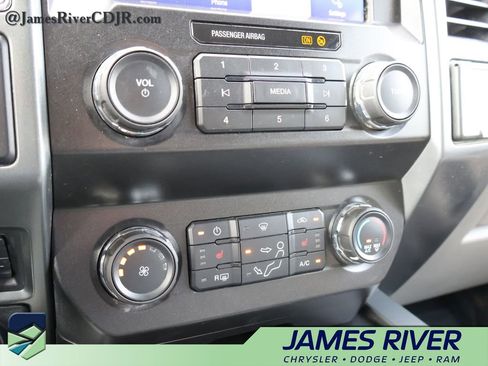 Used 2022 Ford F450 XLT w/ XLT Premium Package AWD/4WD image 35