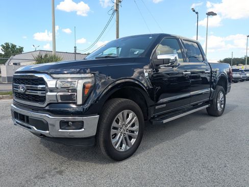 Used 2025 Ford F150 Lariat w/ Equipment Group 501A Mid AWD/4WD image 8