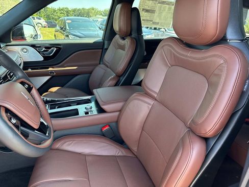 New 2025 Lincoln Aviator Reserve w/ Equipment Group 201A image 22