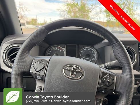 Used 2023 Toyota Tacoma TRD Off-Road image 10