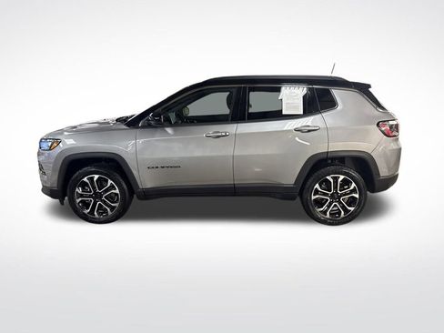 Used 2024 Jeep Compass Limited image 2