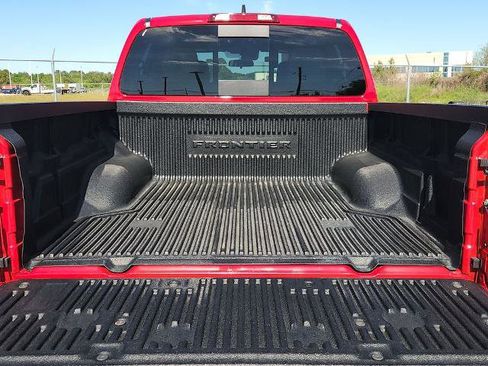 Certified 2025 Nissan Frontier Pro-X RWD image 13