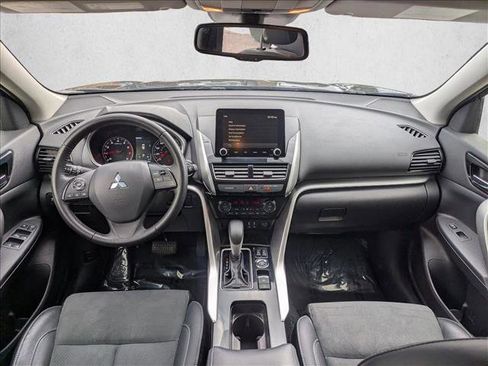 Used 2023 Mitsubishi Eclipse Cross SE image 17