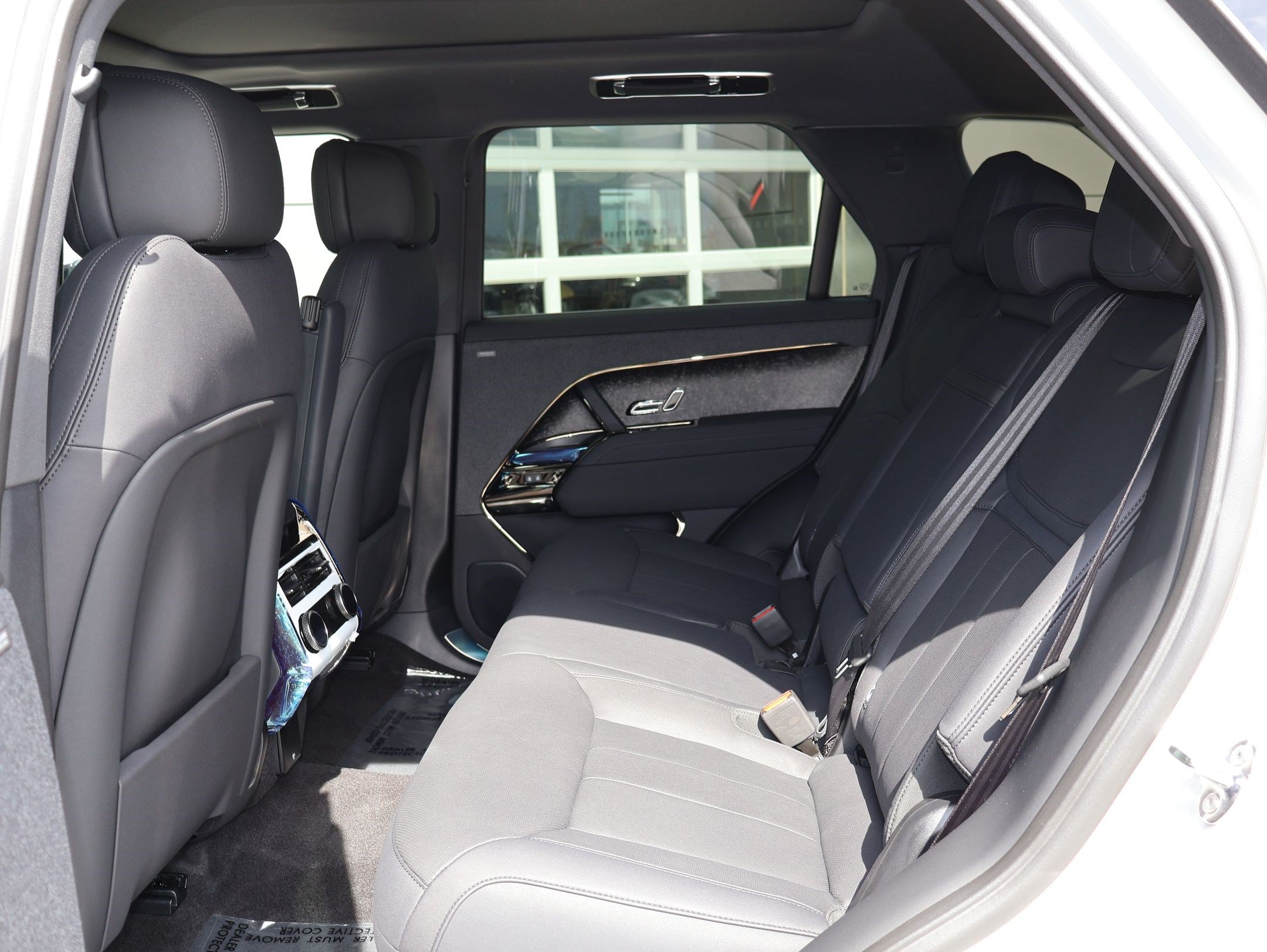 New 2026 Land Rover Range Rover Sport Dynamic SE AWD/4WD image 19