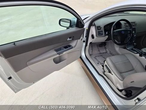 Used 2009 Volvo C30 image 10