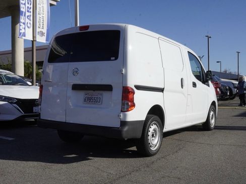 Certified 2021 Nissan NV200 S w/ Back Door Glass Package image 4