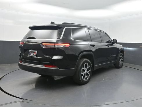 Used 2023 Jeep Grand Cherokee L Limited AWD/4WD image 35