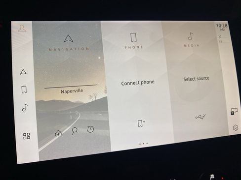 Used 2021 Jaguar F-PACE SVR image 19