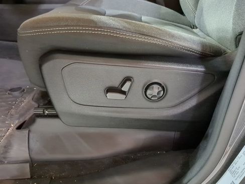 Used 2021 RAM 1500 Big Horn AWD/4WD image 15