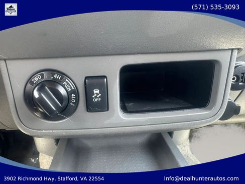 Used 2017 Nissan Frontier SV AWD/4WD image 18