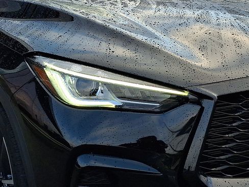 Used 2023 INFINITI QX50 Sport AWD/4WD image 9