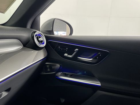 New 2026 Mercedes-Benz GLC 300 image 12