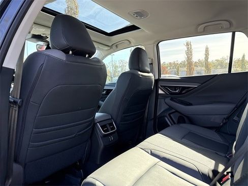 Certified 2025 Subaru Outback Onyx Edition w/ Popular Package #2 image 13