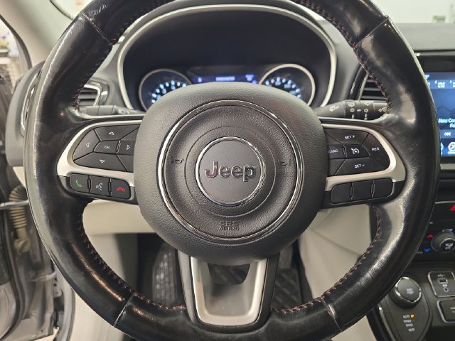 Used 2020 Jeep Compass Limited AWD/4WD image 29