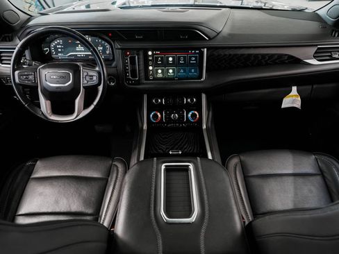 Used 2022 GMC Yukon XL Denali AWD/4WD image 36