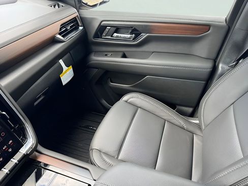 New 2026 GMC Yukon XL Denali AWD/4WD image 28