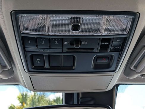 Used 2021 Toyota 4Runner SR5 Premium w/ Moonroof Package RWD image 28