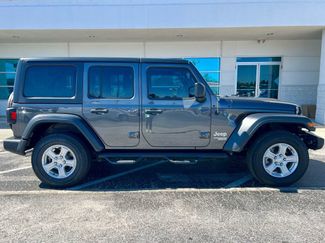 Used 2018 Jeep Wrangler Unlimited Sport S video 3