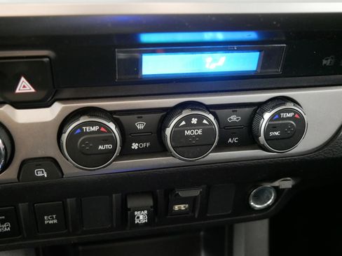 Used 2023 Toyota Tacoma SR5 image 23