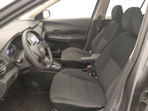 Used 2024 Nissan Kicks S FWD image 17